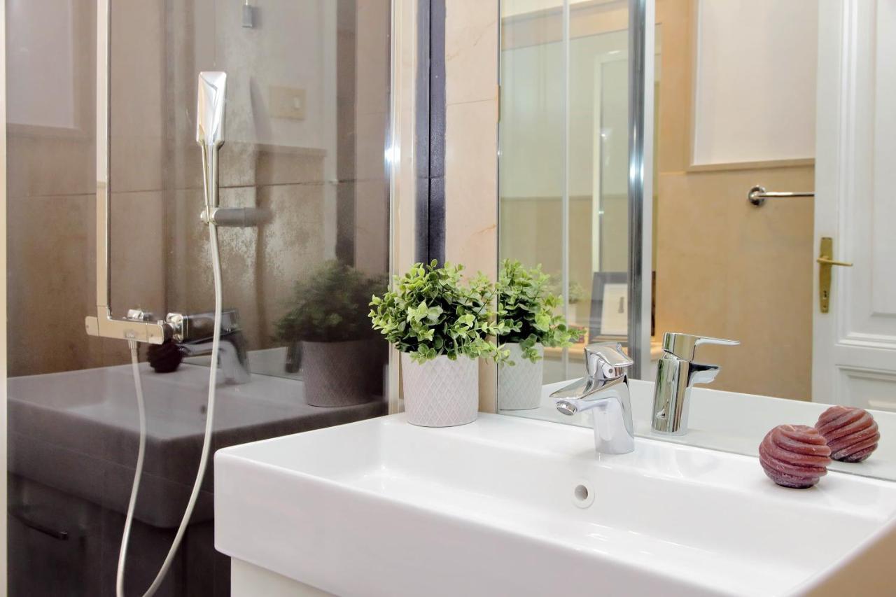 4Bnb - Tiberina Spacious Apartment Rome Exterior photo