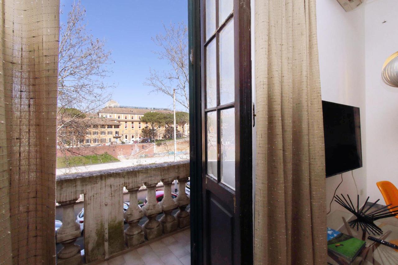 4Bnb - Tiberina Spacious Apartment Rome Exterior photo